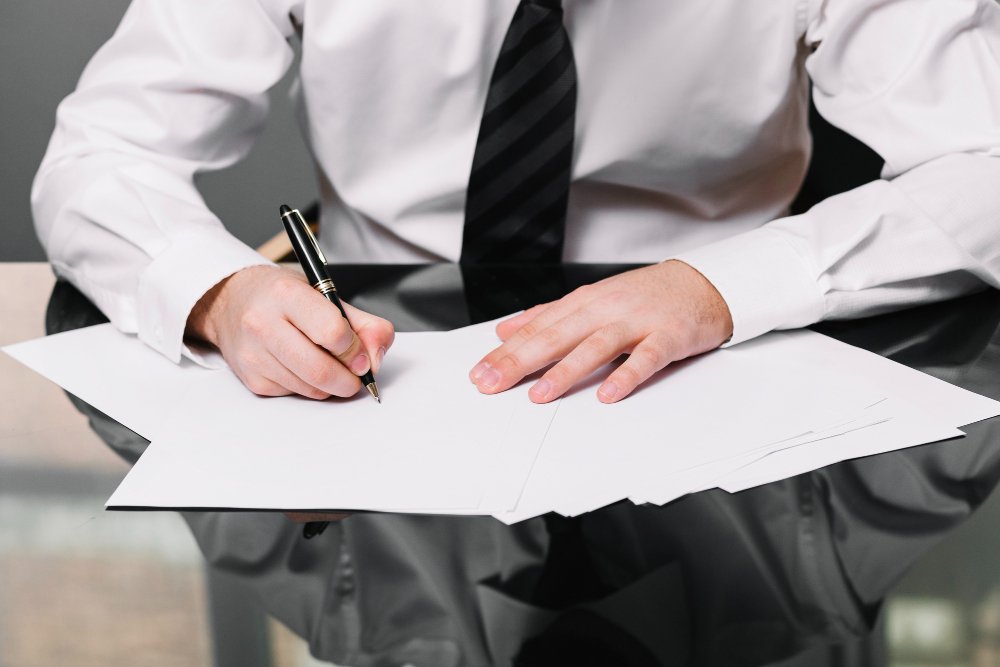 Omantel signs MoUs with government and private institutions at COMEX 2023