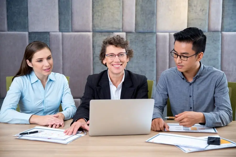 What are the Requirements to Start a Business in Dubai